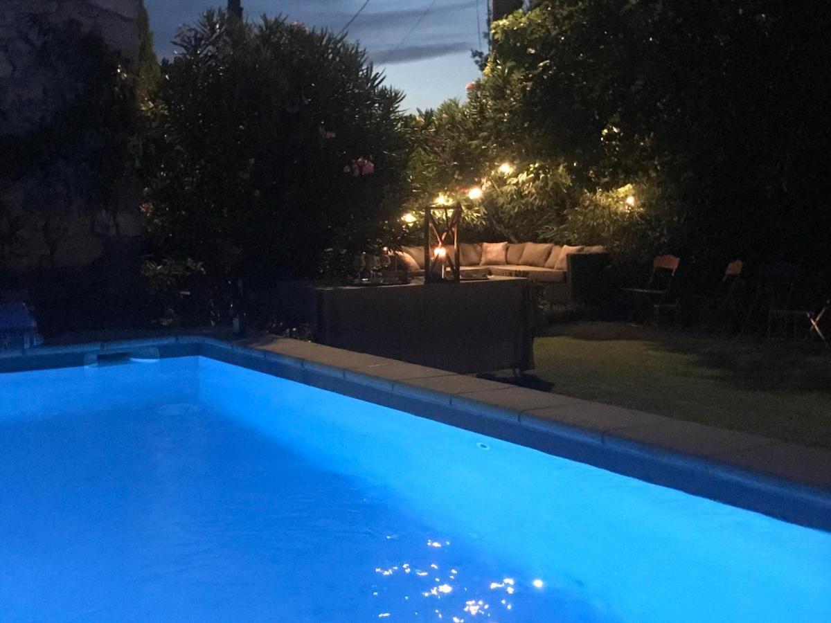 Bed and Breakfast Les Aiguières en Provence Suze-la-Rousse Esterno foto