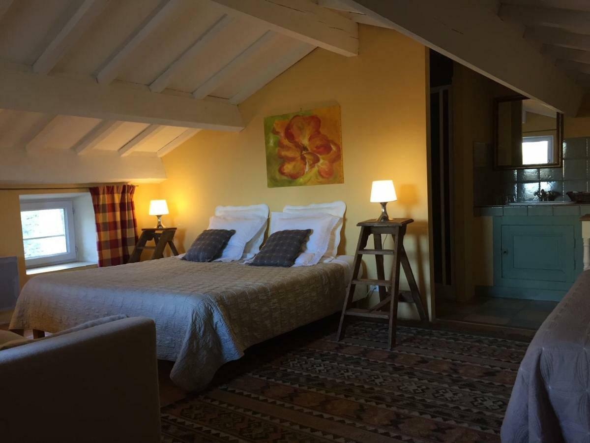 Bed and Breakfast Les Aiguières en Provence Suze-la-Rousse Esterno foto