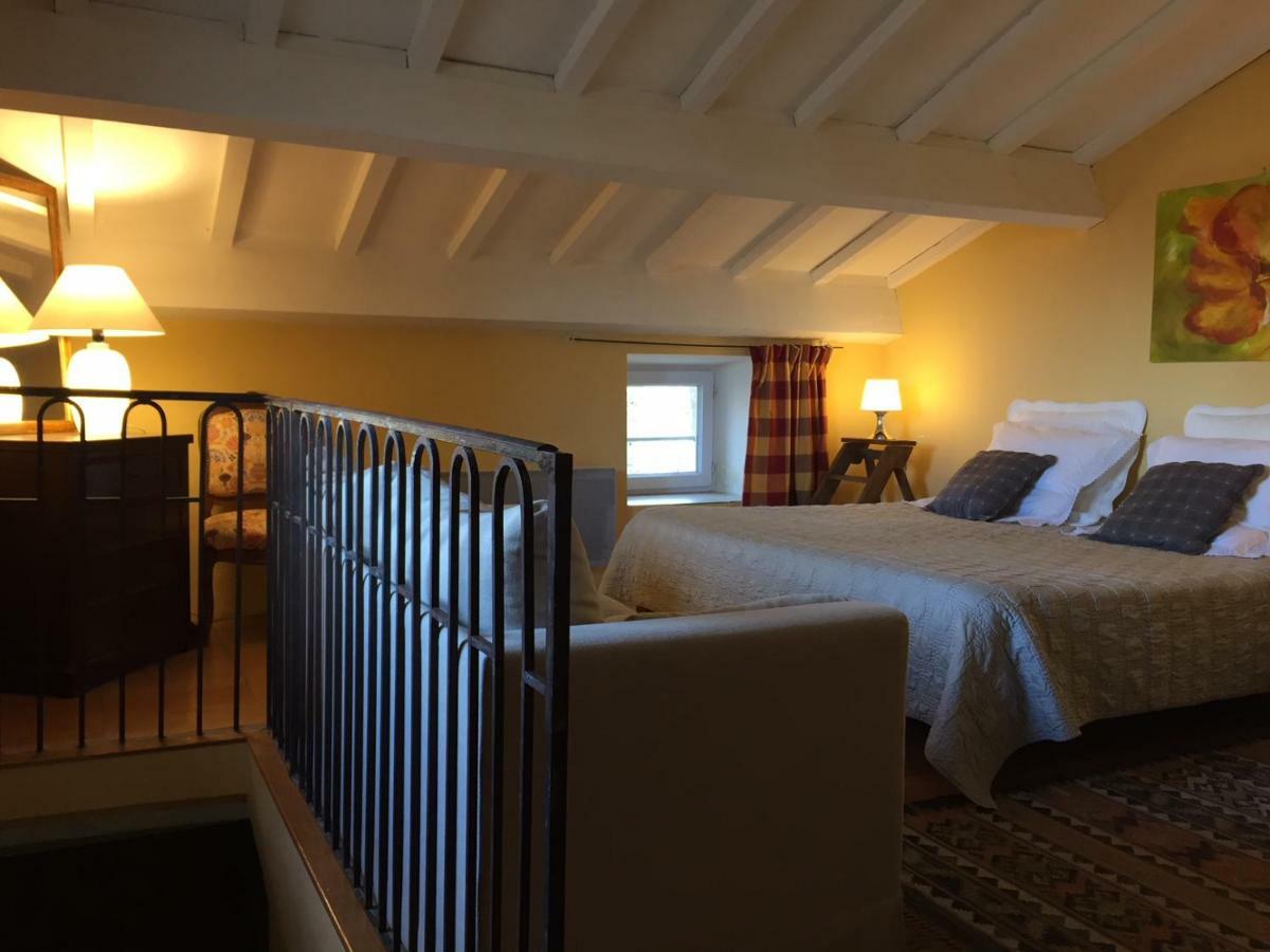 Bed and Breakfast Les Aiguières en Provence Suze-la-Rousse Esterno foto